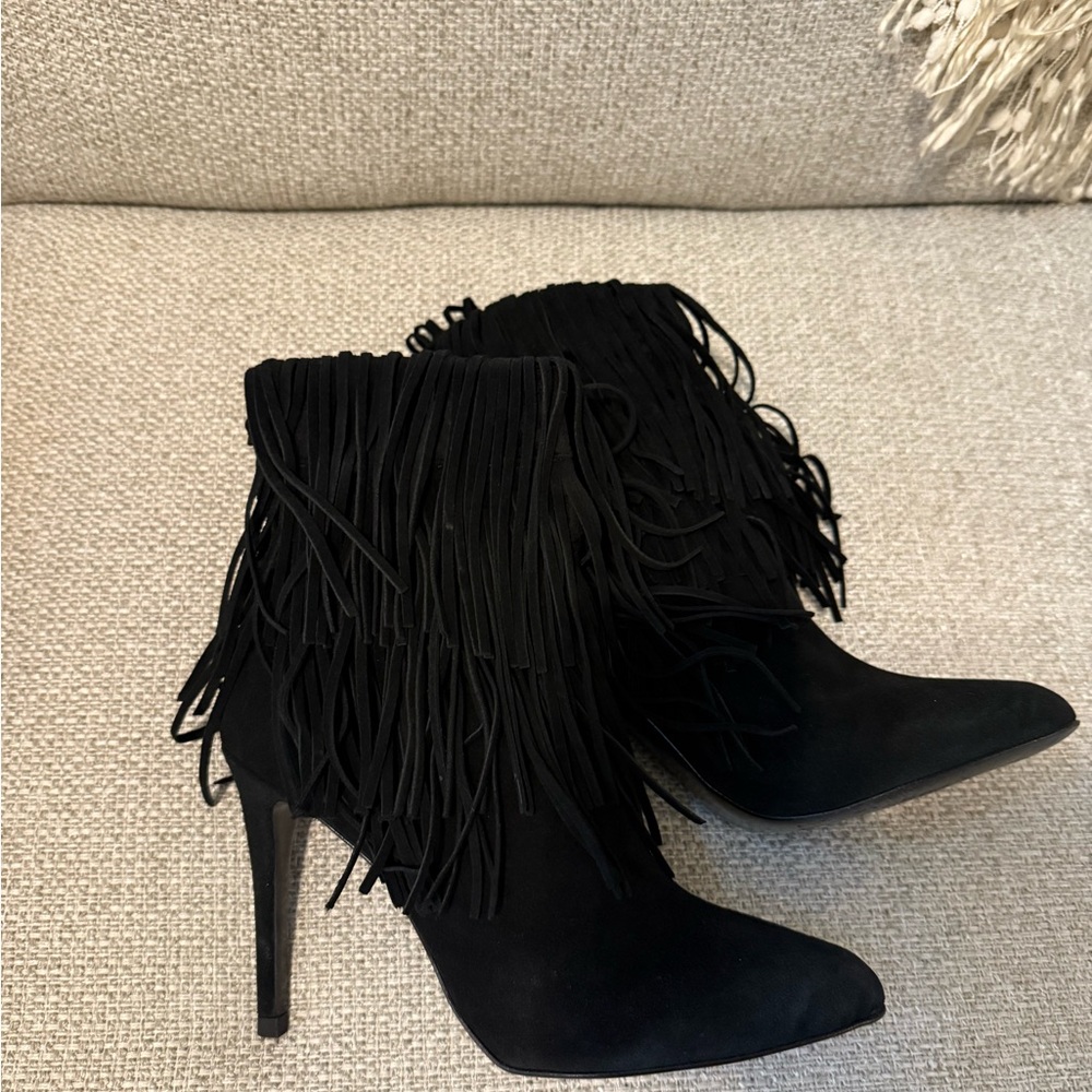 Zara Black Fringe Suede Ankle Boots with Pointed Toe - Picture 3 of 9